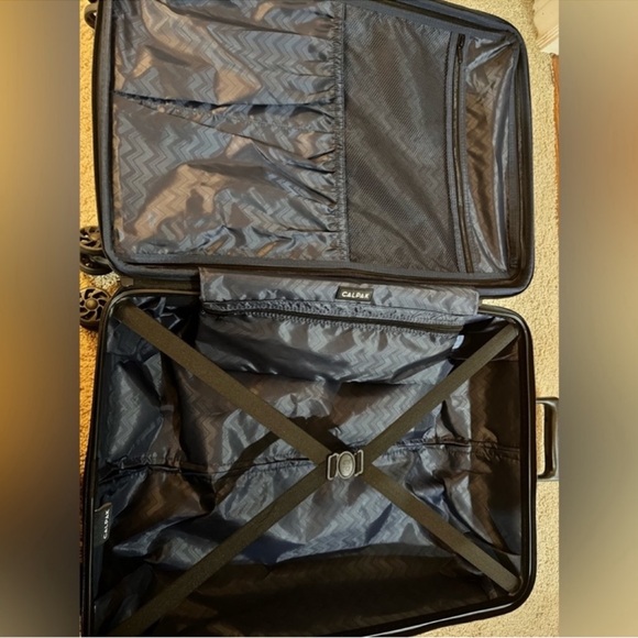 🎉LAST PIECE🎉CALPAK 28in Hardside Spinner Luggage - Picture 8 of 10